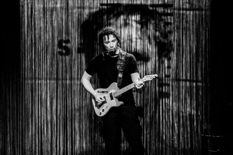 Mike Moore in LOST IN DEL VALLE. Photo by Lucas Noonan (1)